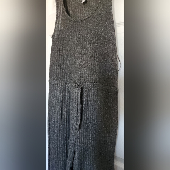 NWOT jumpsuit - Picture 2 of 4